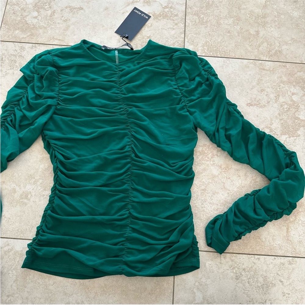 Mesh ruched top